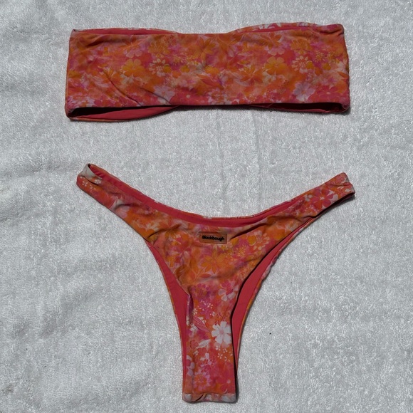 SOLD - Picture 2 of 3